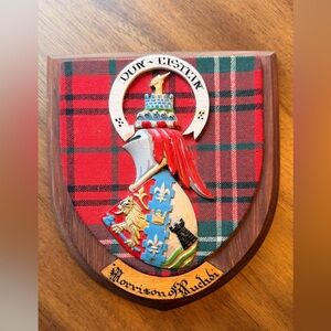 Scottish Clan Crest Plaque with Tartan